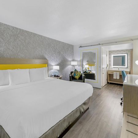 Hillstone Inn Tulare, Ascend Hotel Collection Eksteriør bilde