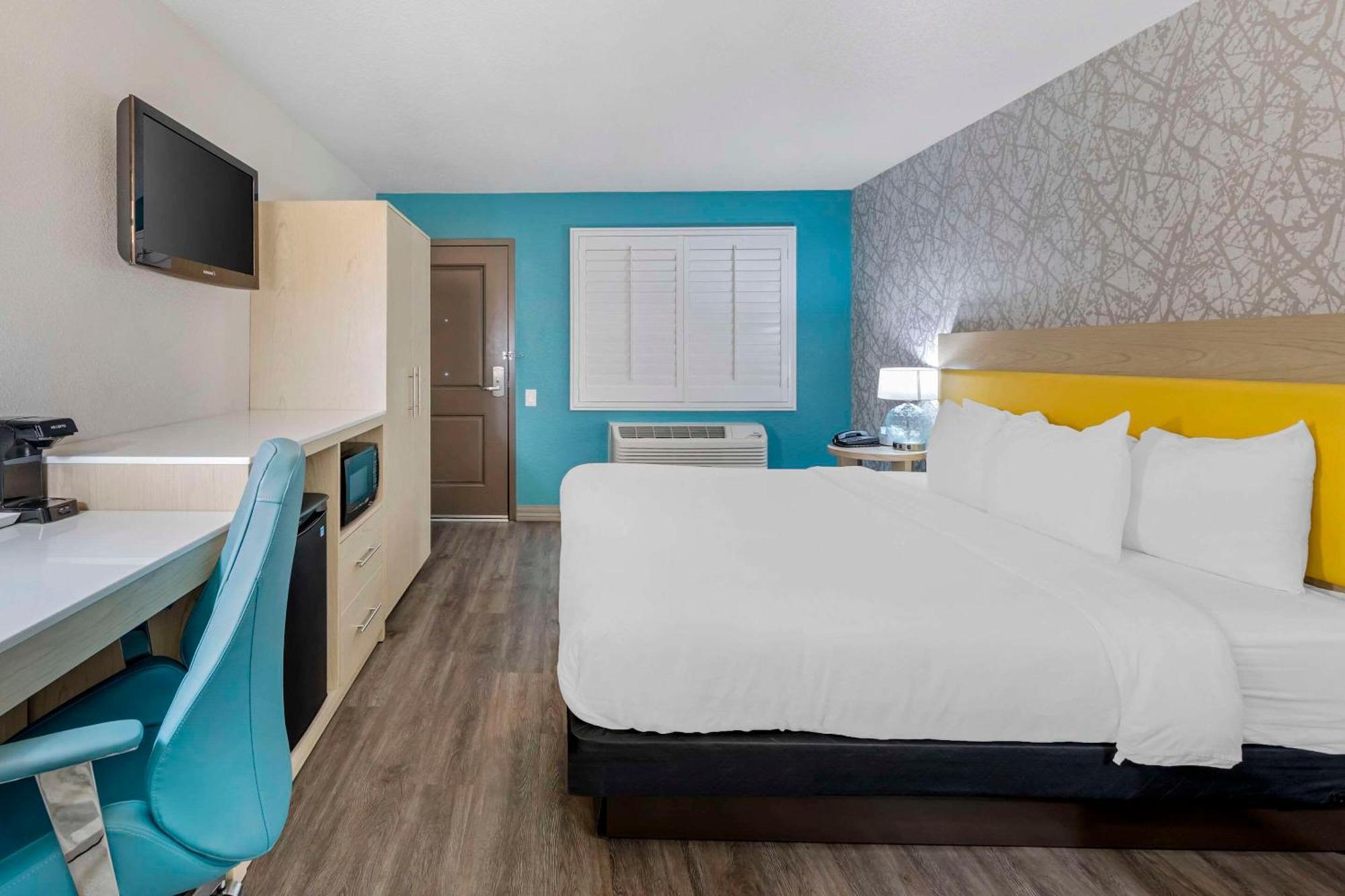 Hillstone Inn Tulare, Ascend Hotel Collection Eksteriør bilde